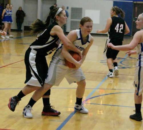 Rhiannon Ellsworth brings the defensive heat.