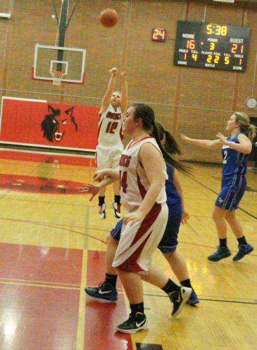 Mad Dog and Hammer Time do work, as Madeline Strasburg rains pain from long distance and Hailey Hammer prepares to control the paint by any means necessary.