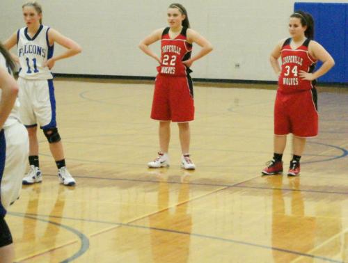 In a game earlier this season, Samantha Martin (left) and Julia Felici plot out the destruction they plan to lay down in the future. (Shelli Trumbull photo)