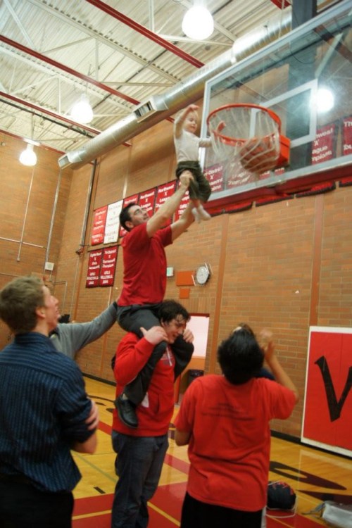 Coach V's son dunks!