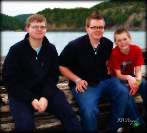Left to right, Nick Weatherford and brothers Gary and Steven.
