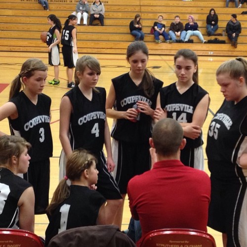 The 8th grade varsity: (sitting, l to r) (Mindy Grove photo).