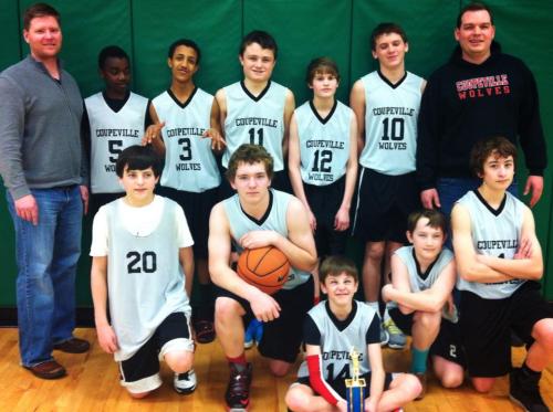 The middle school hoopsters ... serious, as always. (Kali Barrio photos)