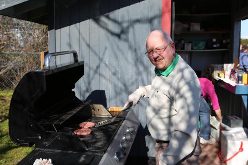 Denny's on the grill, but he needs some backup. "Play that sweet, sweet music, Mr. Coleman!!"