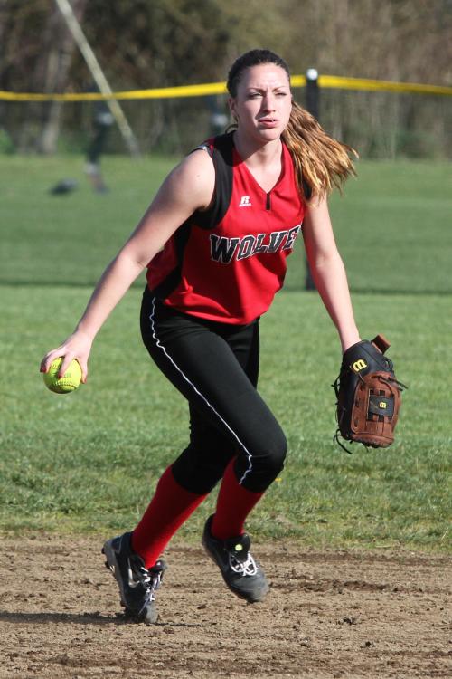 Maria Rockwell: "You dream about running on me, you'd better wake up and apologize!!"