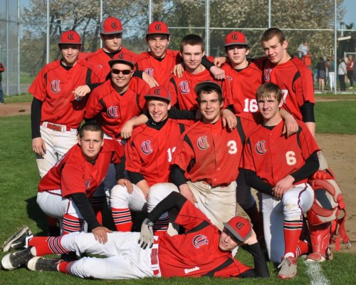 An almost complete team photo, with 12 of the 14 Wolves present.