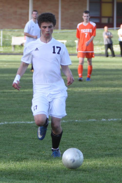 Nathan Kircher, on the move.