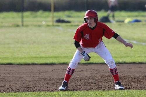 Wade Schaef gets ready to run.