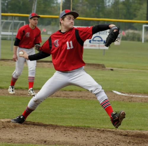 Aaron Curtin flingin' heat.