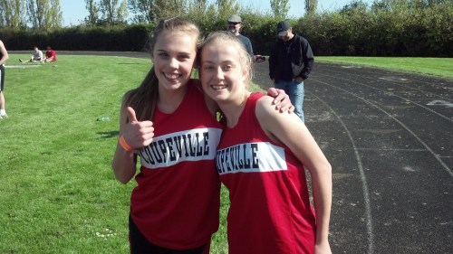 Kyla Briscoe (left) and Mckenzie Meyer