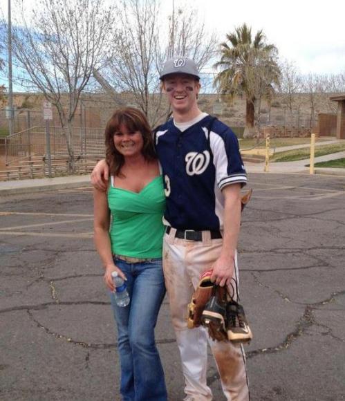 Jordan Wilcox and mom Mindy.