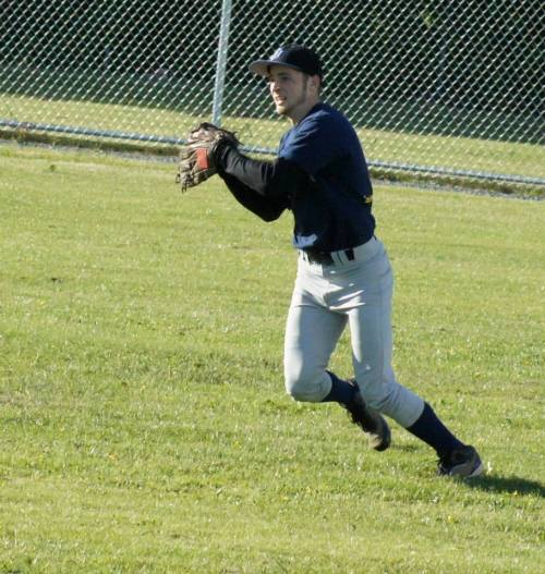 Kurtis Smith comes up firing. (Shelli Trumbull photos)