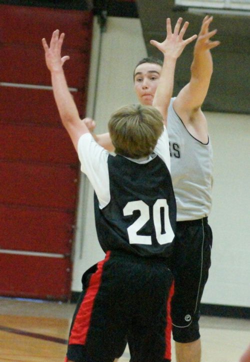 Aaron Trumbull directs the action on the floor. (Shelli Trumbull photos)