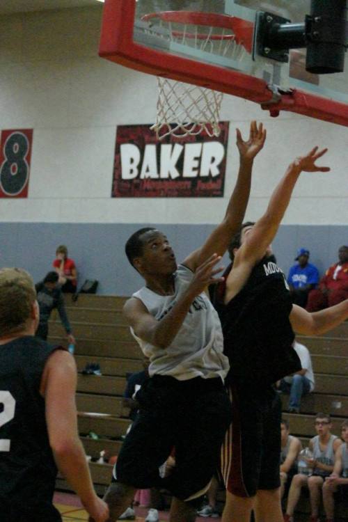 Anthony Bergeron glides through the paint for two.