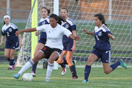 Makana Stone holds her ground against a wave of Turks. (John Fisken photos)