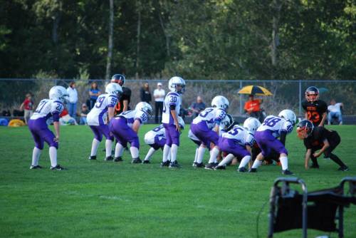The Anacortes Midget Seahawks prepare to unleash destruction on their foes.