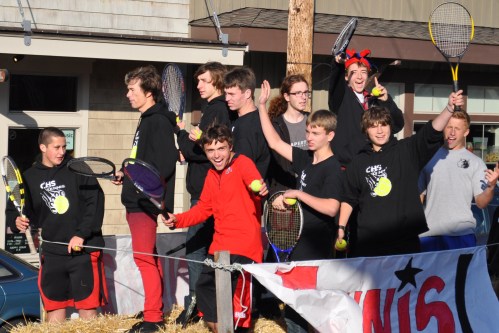 Tennis team. (Lorene Norris photo)