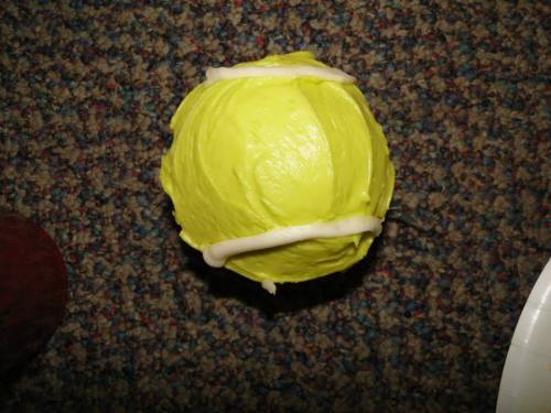 Tennis cupcakes.