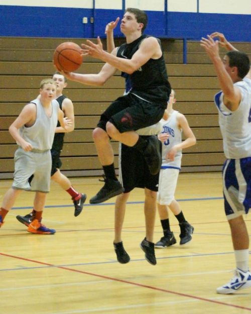 Wiley Hesselgrave floats in the paint.