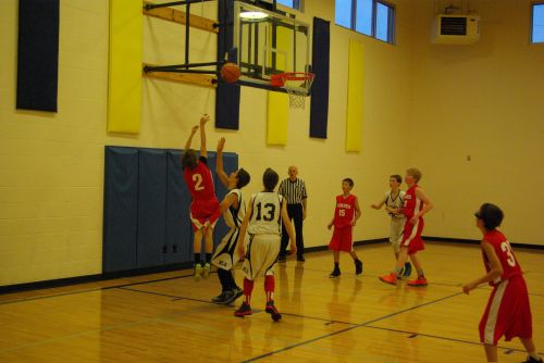 Cameron Toomey-Stout goes up for two.