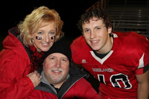 Senior Brett Arnold with parents Sylvia and Garrett Arnold.