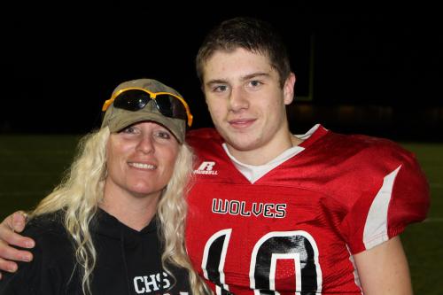 Sophomore Wiley Hesselgrave and mom Lori Thompson.