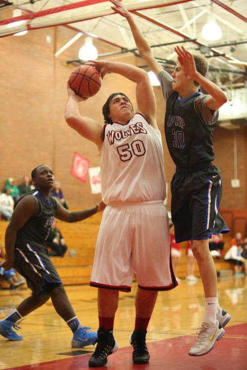 Nick Streubel goes hard to the hoop. (John Fisken photos)
