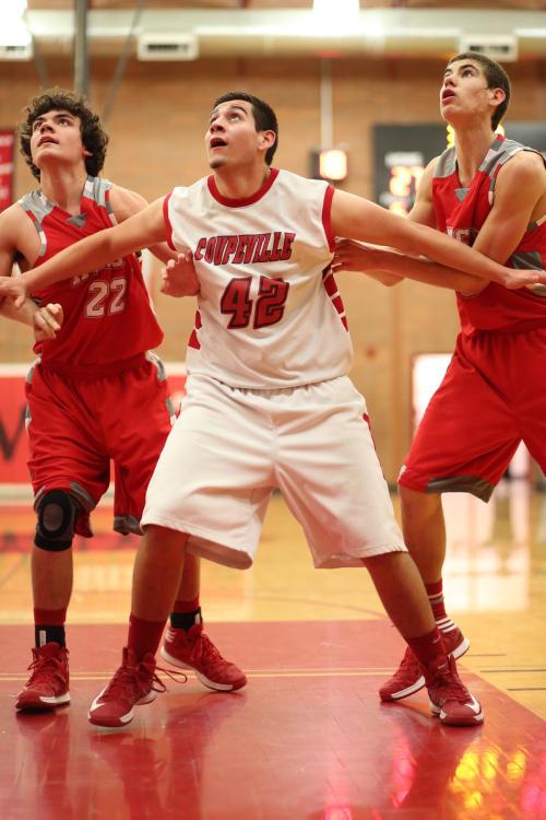 You shall not pass when Oscar Liquidano is guarding the hoop.