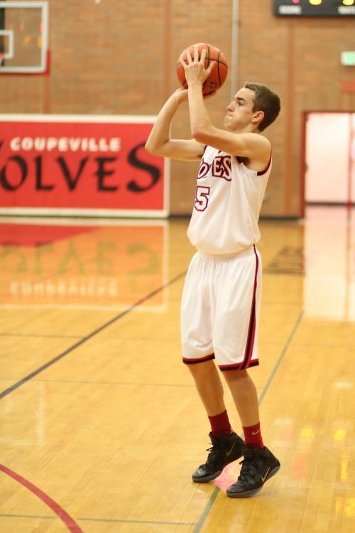 Joel Walstad prepares to launch a three-point bomb.