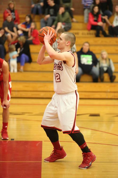 Gavin O'Keefe demonstrates a flawless shooting style.