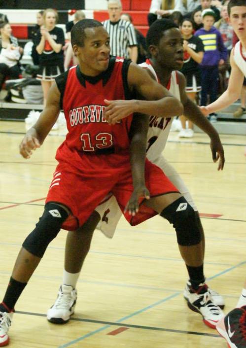 Anthony Bergeron fights for position. (Shelli Trumbull photos)