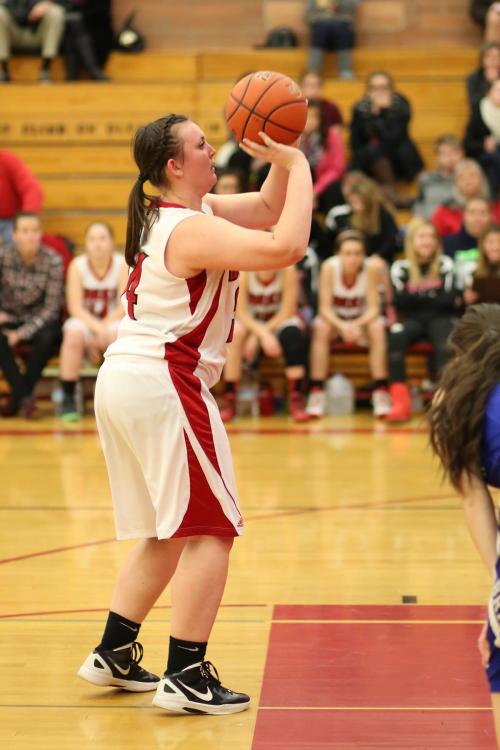 Hailey Hammer scored five Saturday, before leaving the game with a hurt ankle. (John Fisken photos)