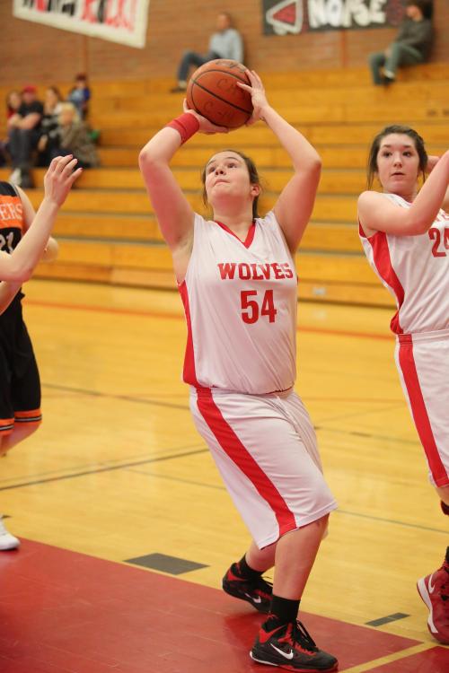 Sarah Wright goes up strong in the paint.