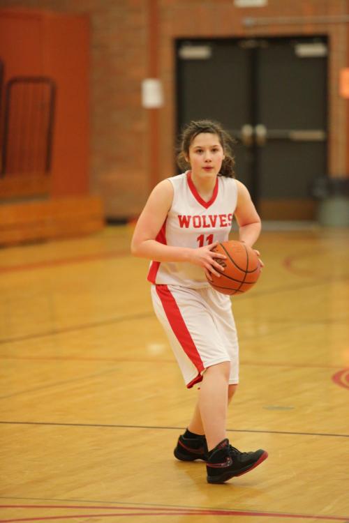Ashley Smith prepares to fire a pass. (John Fisken photos)