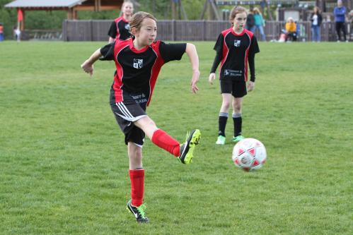 2014-04-26 GU-12 Blue Foxes vs Coupeville Cupcake Crushers (39)