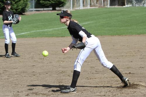 2014-04-26 Junior SB Angels at Central Whidbey (38)