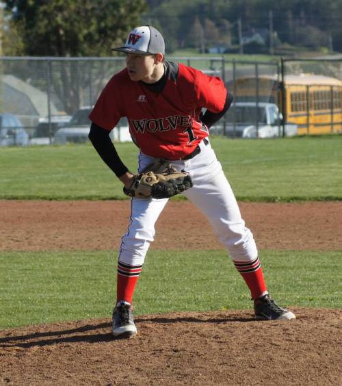 Wade Schaef looks in for the sign. (Shelli Trumbull photo)