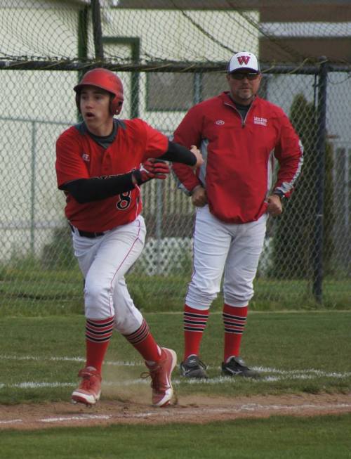 "Run like you wanna make your momma proud, Trumbull!!"