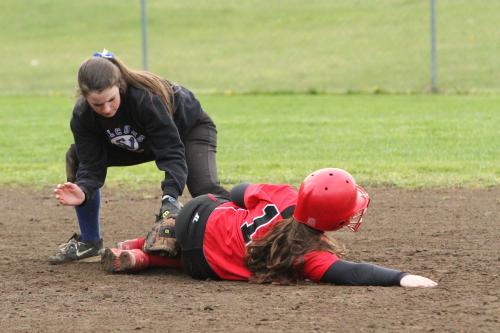 McKayla Bailey is too quick,  sliding under the tag. (John Fisken photos)