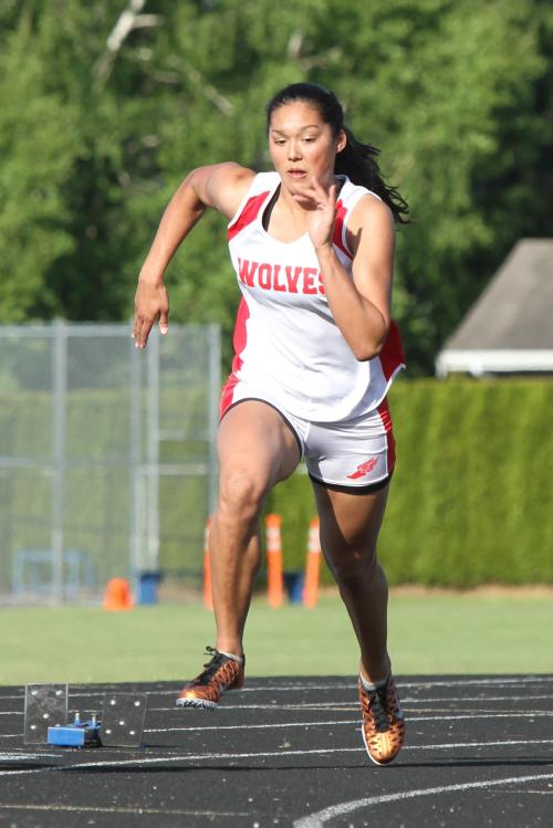 Makana Stone smashed her school record in the 400 Friday. (John Fisken photos)