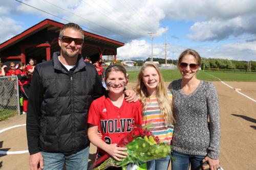 The Roberts girls with dad Jay and step-mom Jennifer Roberts.