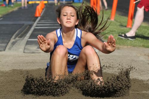 Maia Sparkman sticks the landing.