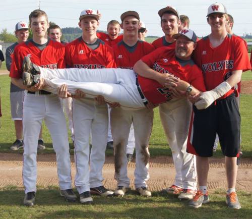 Wolf seniors (l to r) Kurtis Smith, Wade Schaef, Jake Tumblin, Ben Etzell and Morgan Payne, with coach Willie Smith. (Shelli Trumbull photo)