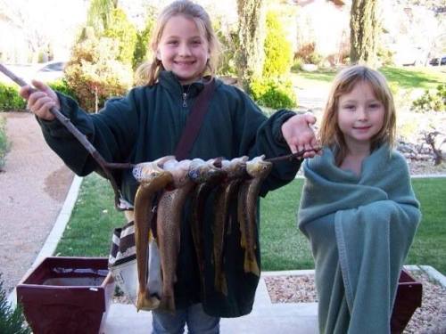 Valen (left) and ? Trujillo show off their catch back in the olden days of 2007.