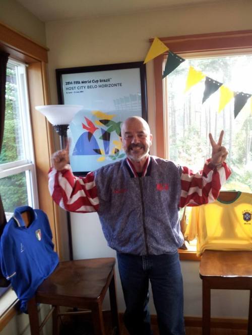 Señor Mendes roots for the Americans, at least until they meet the host country.