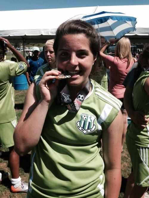 Ayla Muller enjoys the sweet taste of victory. (Charity Graves photos)