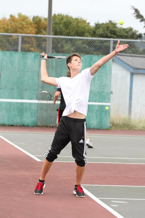 Loren Nelson gets full extension.