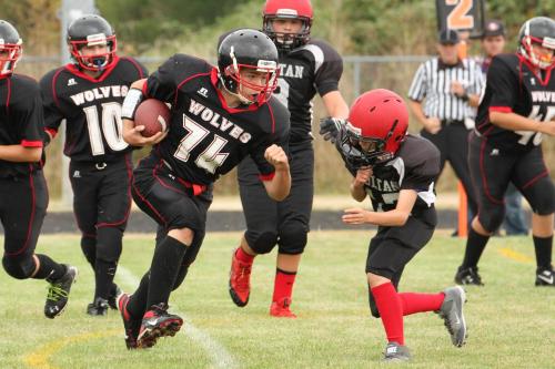 Chris Battaglia rumbles for big yardage.