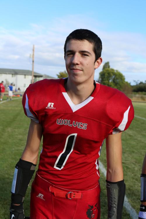 Ryan Griggs has the bloodlines for athletic success. His dad is former Wolf star Kit Manzanares, who I used to cover back in my Whidbey News-Times days.