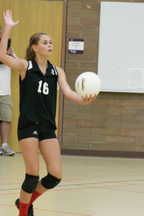 When Payton Aparicio hits a ball, it doesn't come back. (Katrina McGranahan photos)